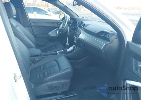 2023 Audi Q3 Premium 45 Tfsi S Line Quattro Tiptronic z USA, uszkodzony, nr VIN WA1DECF38P1105986